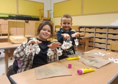 IMG_20251218_165055 / filter: 0; jpegRotation: 0; fileterIntensity: 0.000000; filterMask: 0; module:1facing:0; 
hw-remosaic: 0; 
touch: (-1.0, -1.0); 
modeInfo: ; 
sceneMode: Night; 
cct_value: 0; 
AI_Scene: (-1, -1); 
aec_lux: 51.0; 
hist255: 0.0; 
hist252~255: 0.0; 
hist0~15: 0.0;