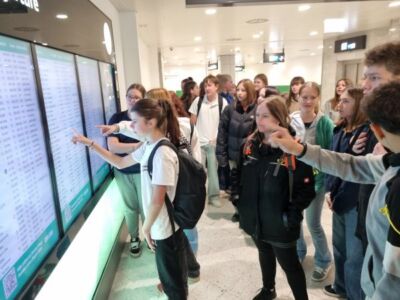 Flughafen Wien 4. Klasse 2025